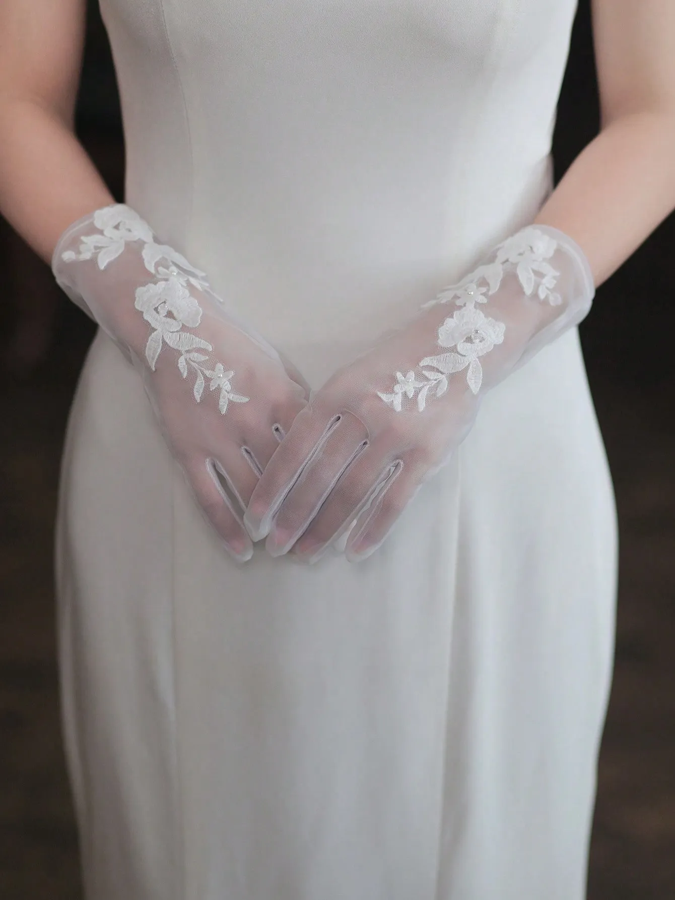 1pair Faux Pearl Decor Bridal Wedding Party Gloves With Veils, Embroidered Lace Flower Applique