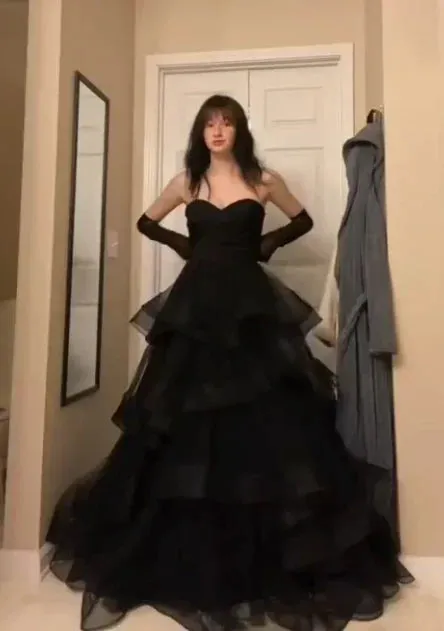 Black Strapless A-Line Tulle Layered Long Party Dress Evening Gown Prom Dress No With Gloves