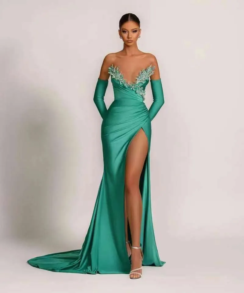 Charming Mermaid V Neck Split Beadings Evening Dress With Gloves | Ballbellas