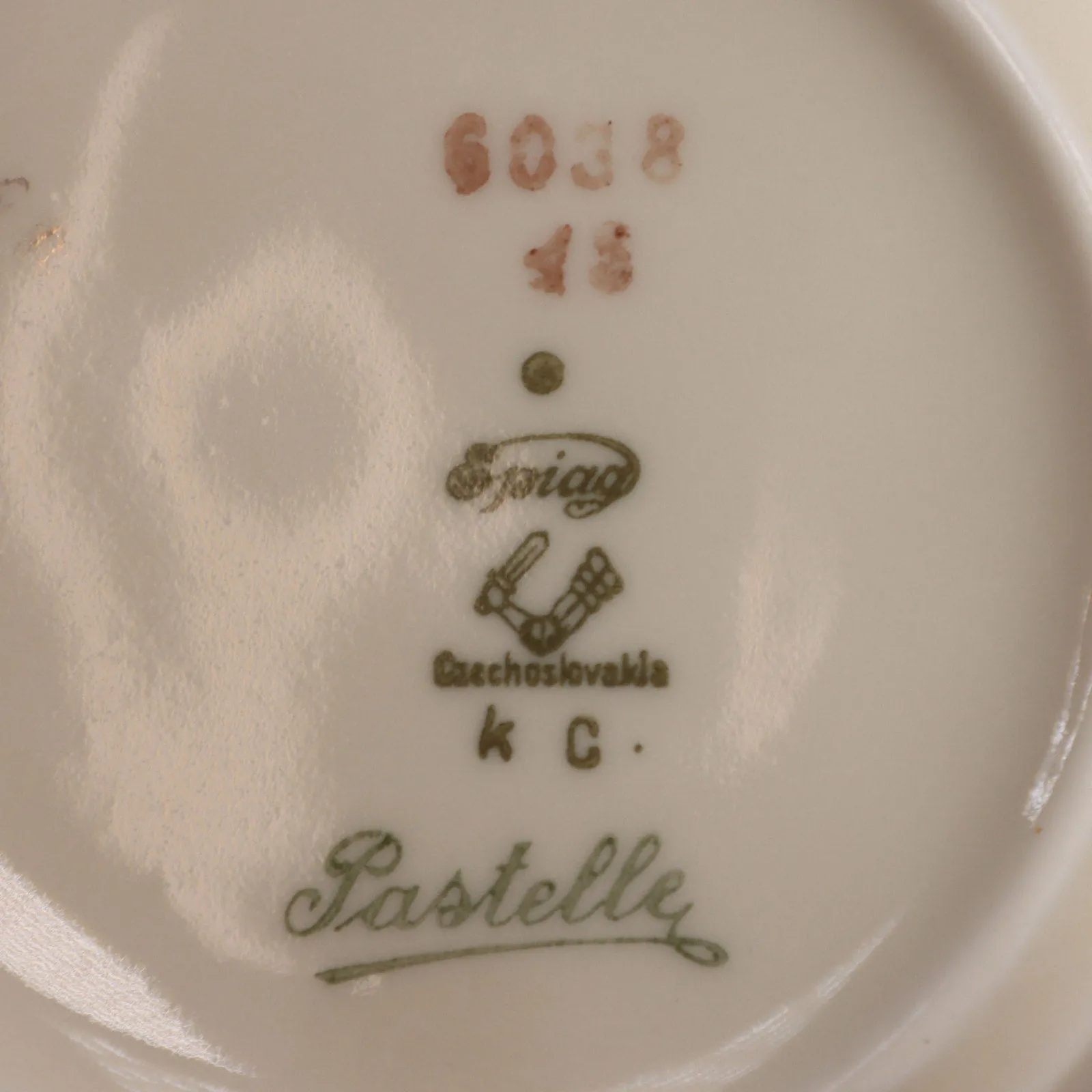Epiag Pastelle 6038 Flat Tea Coffee Cup & Saucer Smooth Gold Rim China Vintage