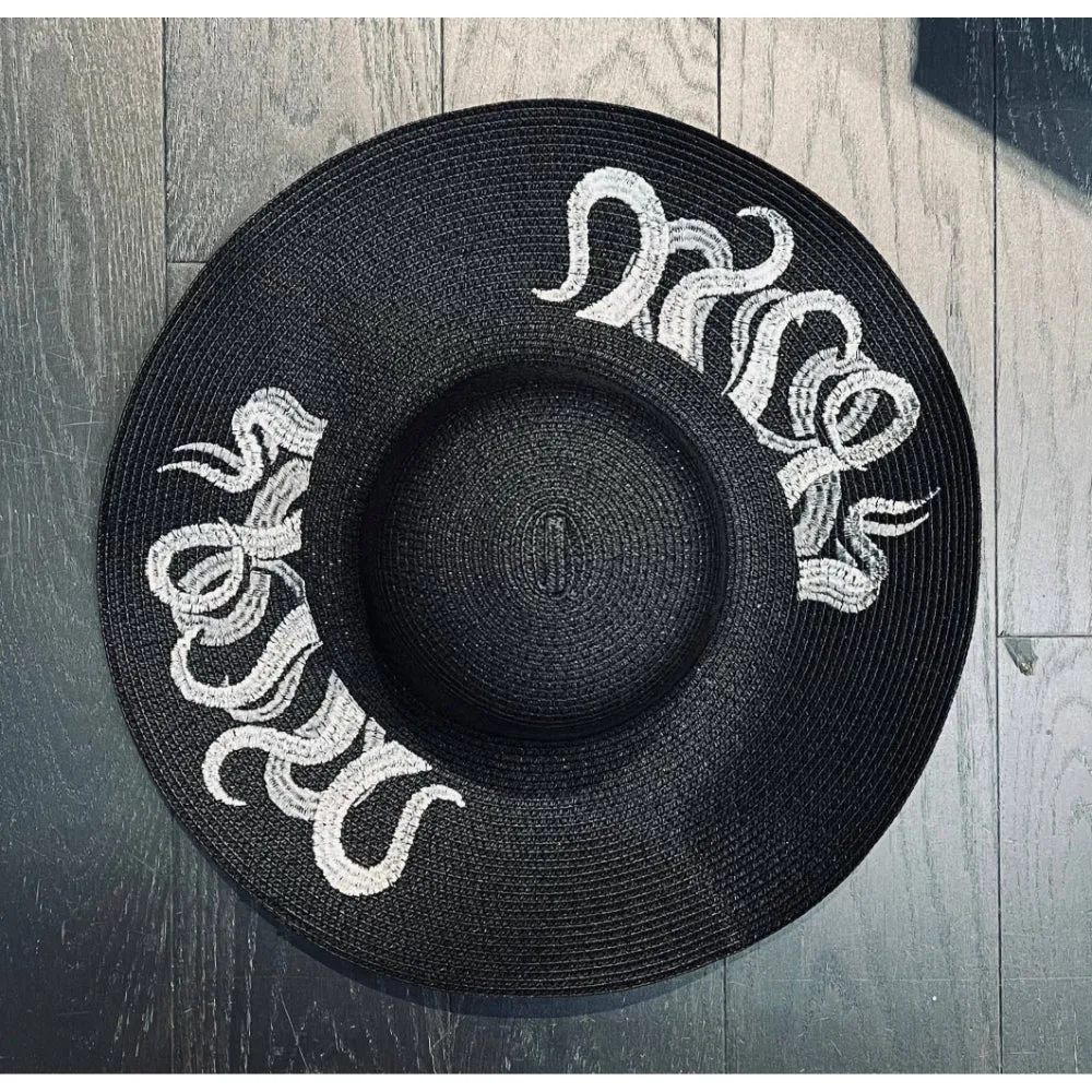 Floppy Sun Hat Tentacles