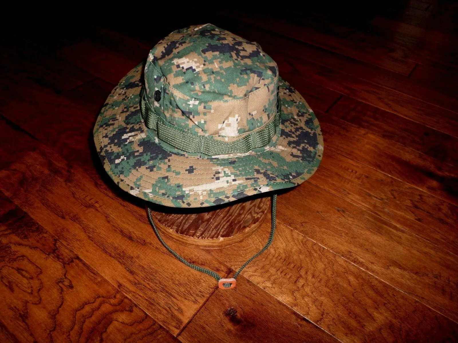 NEW DIGITAL WOODLAND BOONIE HAT SIZE MEDIUM MARINE CORPS CAMOUFLAGE PATTERN