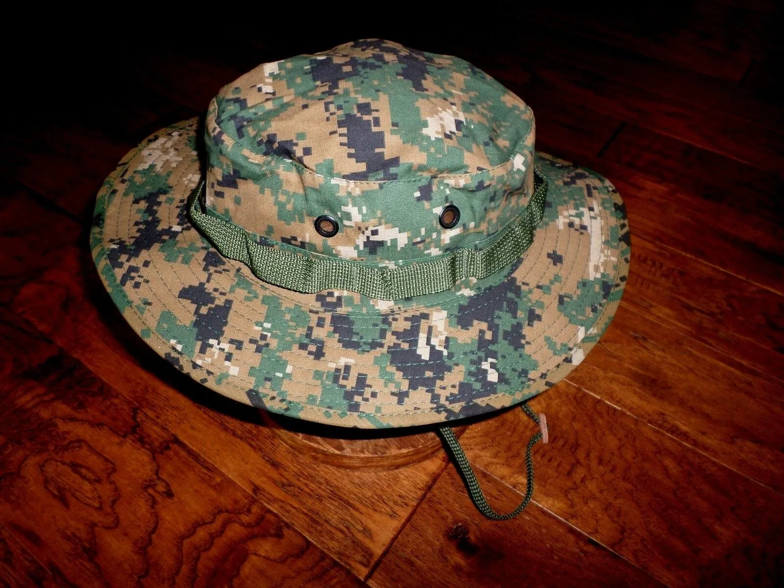 NEW DIGITAL WOODLAND BOONIE HAT SIZE MEDIUM MARINE CORPS CAMOUFLAGE PATTERN