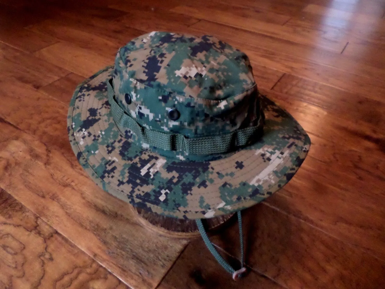 NEW DIGITAL WOODLAND BOONIE HAT SIZE MEDIUM MARINE CORPS CAMOUFLAGE PATTERN